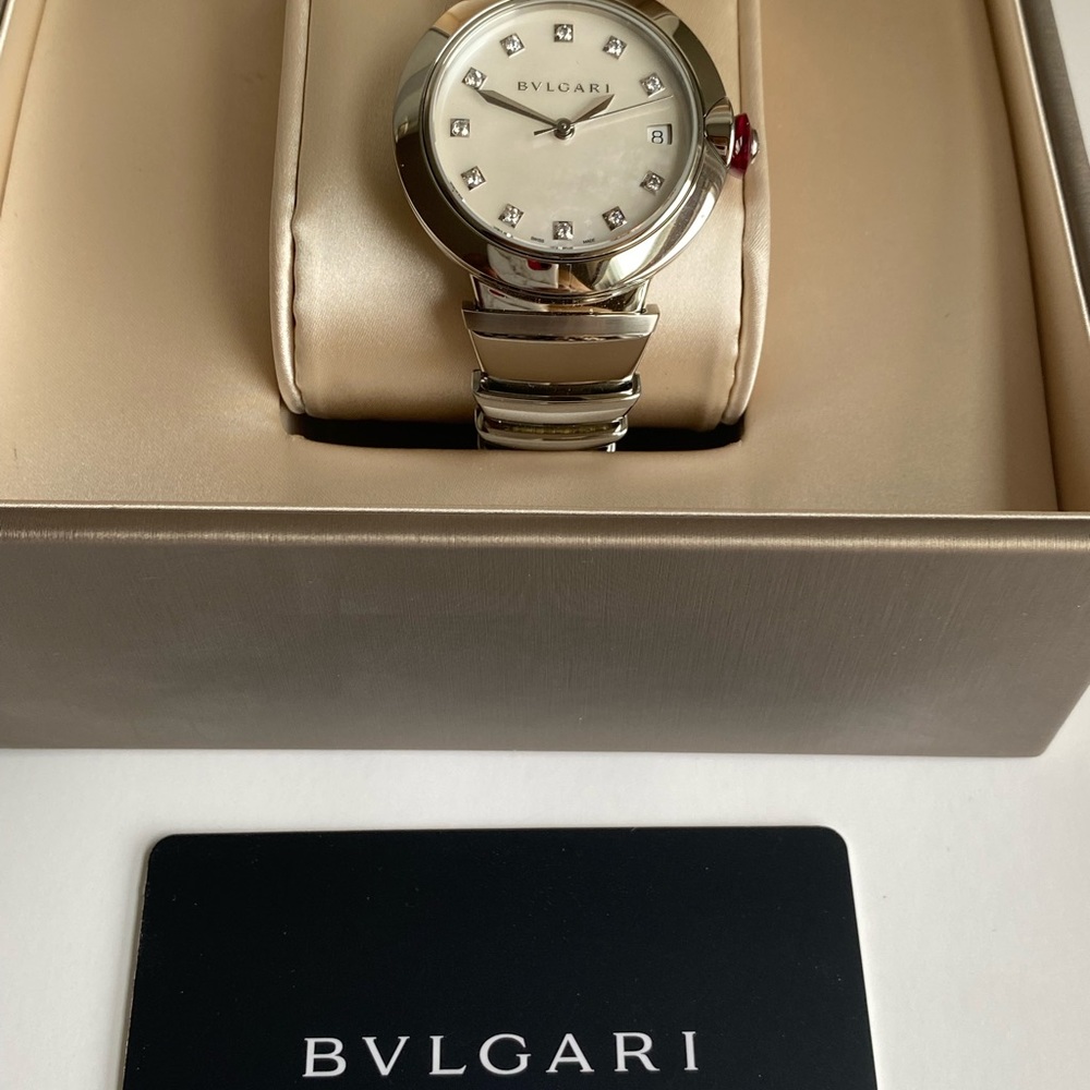 Bvlgari brand new in a box mens stainless steel with factory fitted diamonds - Picture 7 of 10